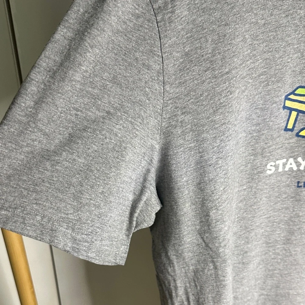 Life Is Good Gray Short-Sleeve Tee‎ with Yellow & Navy Graphic cornhole